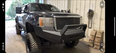 GMC 2500-3500HD 2007.5-2010 with CLASSIC FRONT W.I.Y.KIT STANDARD installed