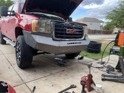 GMC 2500-3500HD 2007.5-2010 with PRECISION FRONT W.I.Y.KIT STANDARD installed