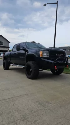 GMC 2500-3500HD 2011-2014 with CLASSIC FRONT W.I.Y.KIT OFFROAD installed