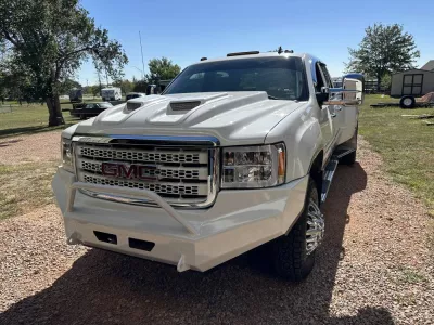 GMC 2500-3500HD 2011-2014 with CLASSIC FRONT W.I.Y.KIT STANDARD installed