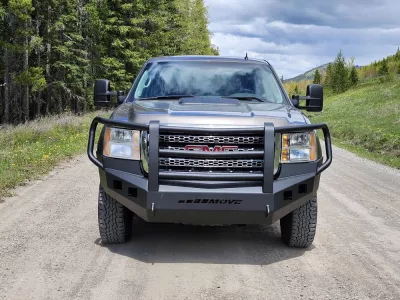 GMC 2500-3500HD 2011-2014 with CLASSIC FRONT W.I.Y.KIT STANDARD installed