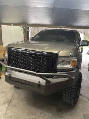 GMC CANYON 2013-2020 with CLASSIC FRONT W.I.Y.KIT STANDARD installed