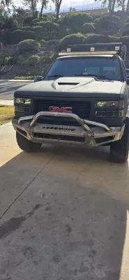 GMC SUBURBAN 1500 1992-1999 with PRECISION FRONT W.I.Y.KIT STANDARD installed