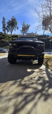 GMC SUBURBAN 1500 1992-1999 with PRECISION FRONT W.I.Y.KIT STANDARD installed