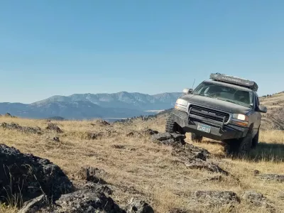 GMC YUKON 2000-2006 with PRECISION FRONT W.I.Y.KIT STANDARD installed