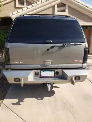 GMC YUKON DENALI 2001-2006 with CLASSIC REAR W.I.Y.KIT STANDARD installed
