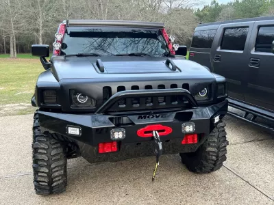 HUMMER H3 2005-2010 with CLASSIC FRONT Weld It Yourself Offroad installed
