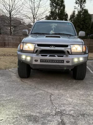 TOYOTA 4RUNNER 1999-2002 with CLASSIC FRONT PREFABRICATED STANDARD installed