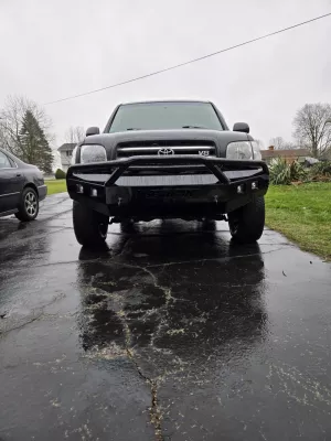 TOYOTA SEQUOIA 2001-2004 with CLASSIC FRONT W.I.Y.KIT STANDARD installed