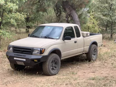 TOYOTA TACOMA 1995-2004 with PRECISION FRONT W.I.Y.KIT STANDARD installed