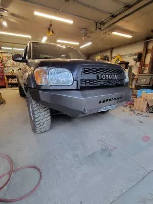 TOYOTA TUNDRA 2003-2006 [DOUBLE CAB] with CLASSIC FRONT Weld It Yourself STANDARD installed