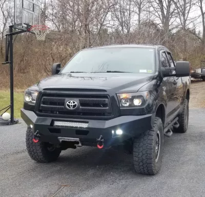 TOYOTA TUNDRA 2007-2013 with CLASSIC FRONT Weld It Yourself STANDARD installed