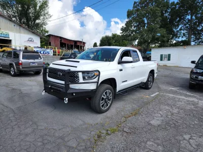 TOYOTA TUNDRA 2014-2021 with CLASSIC FRONT Weld It Yourself STANDARD installed